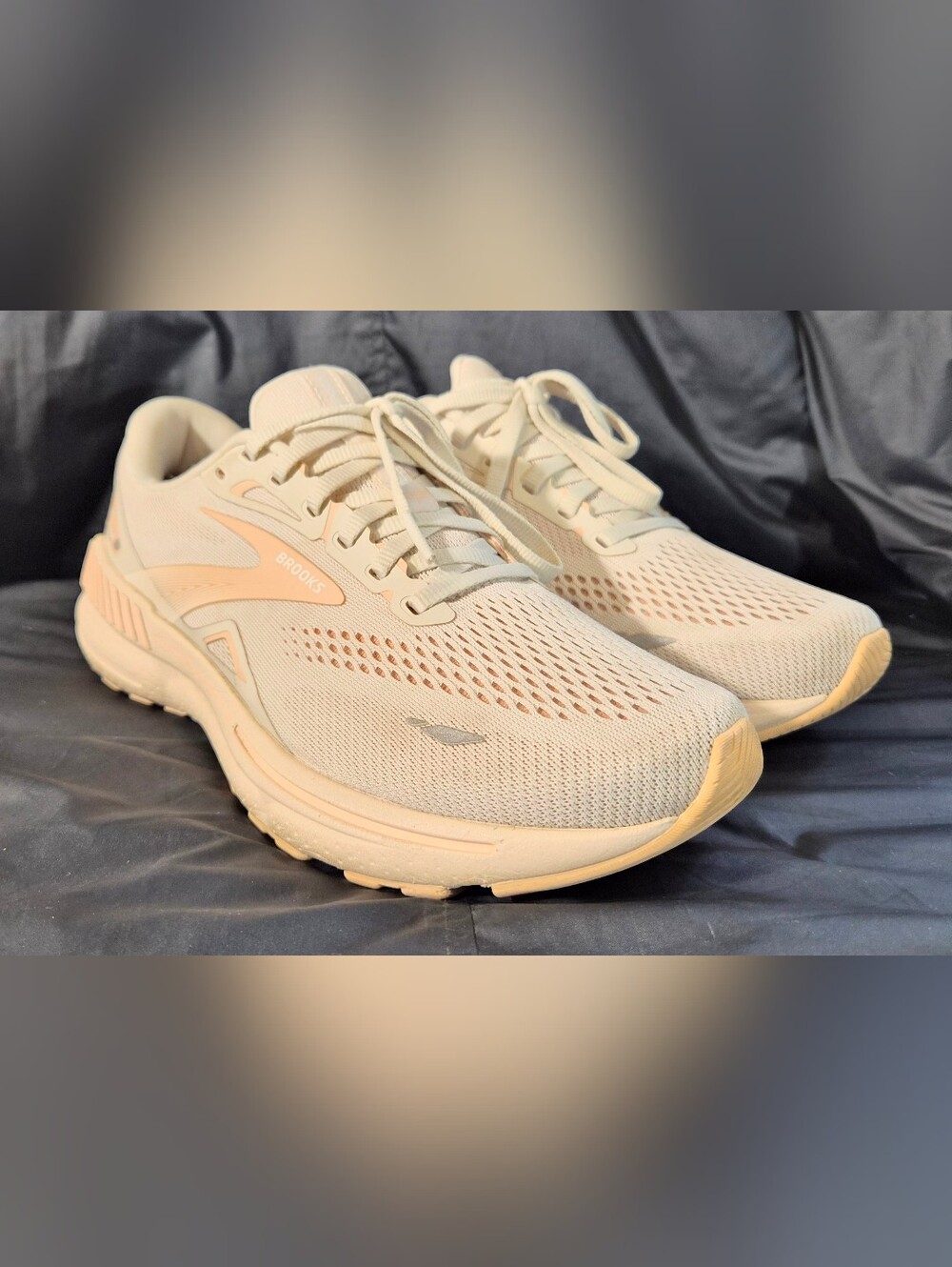 Women's Brooks Adrenaline GTS 23 "Crystal Grey/Villa White" Shoes Sz. 9.5